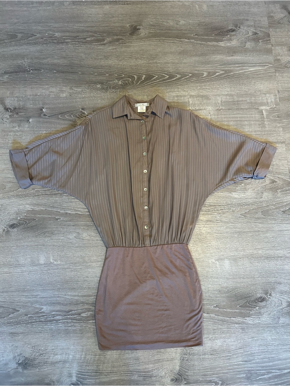 Costa Blanca Taupe Pinstripe Batwing Sleeve Mini Shirt Dress Size S - Picture 2 of 12